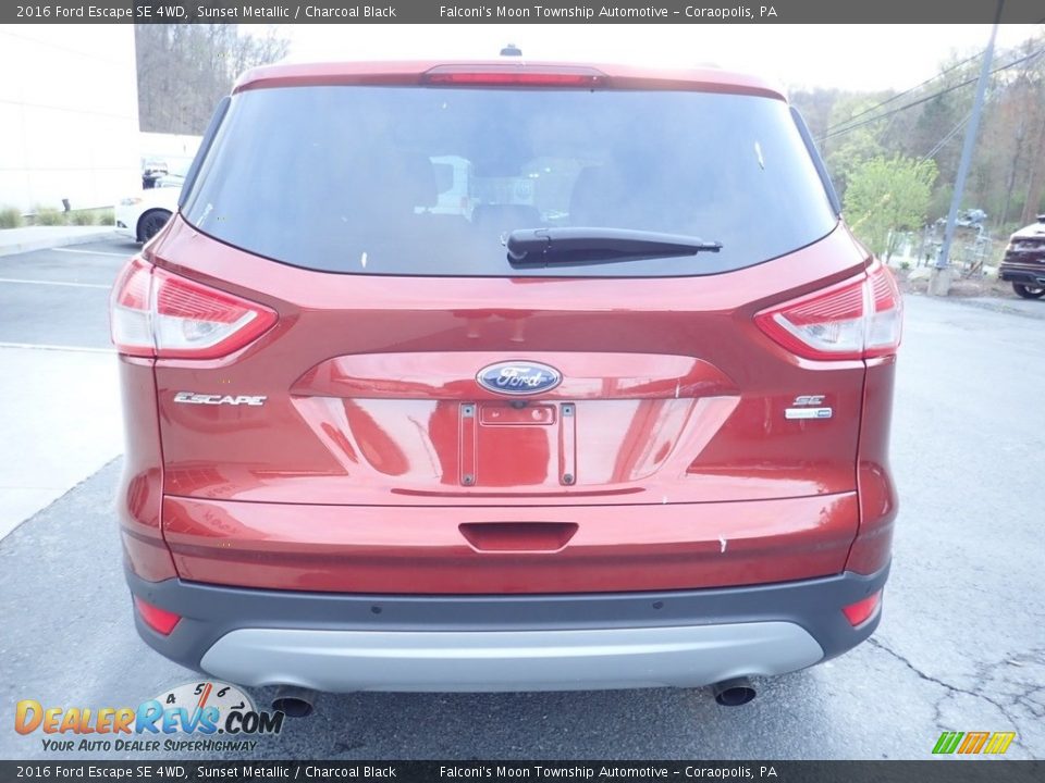 2016 Ford Escape SE 4WD Sunset Metallic / Charcoal Black Photo #3