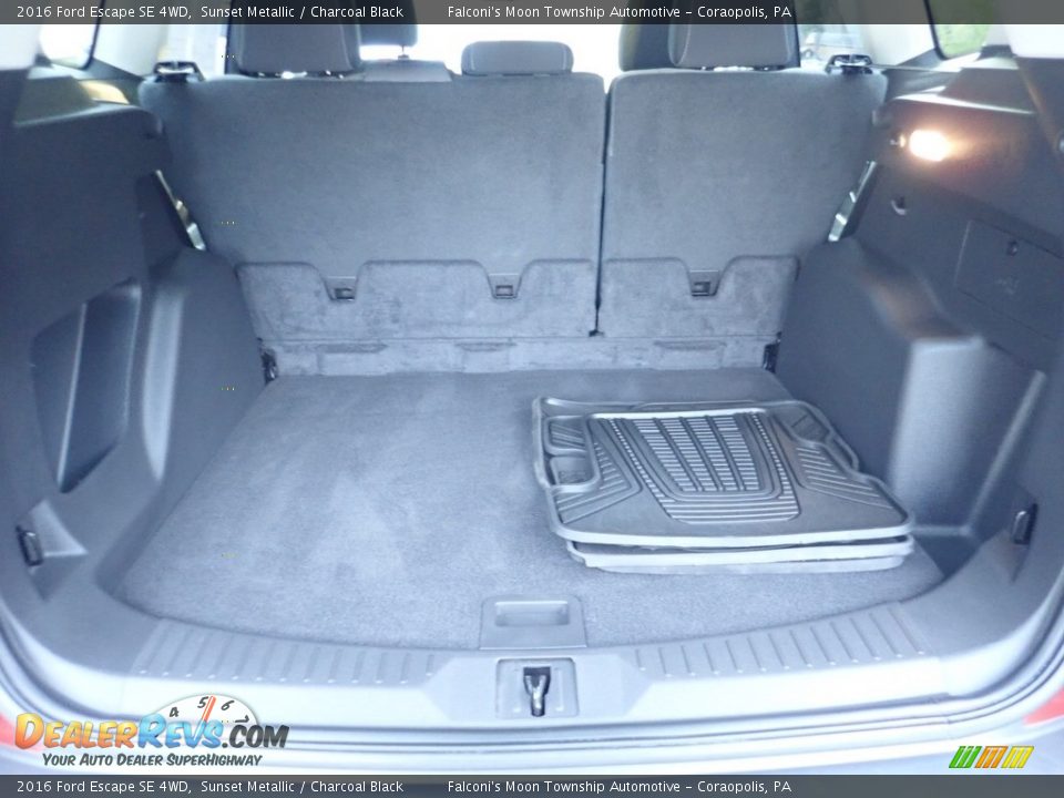 2016 Ford Escape SE 4WD Sunset Metallic / Charcoal Black Photo #4