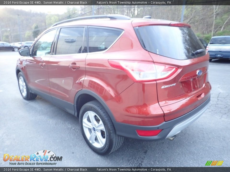 2016 Ford Escape SE 4WD Sunset Metallic / Charcoal Black Photo #5