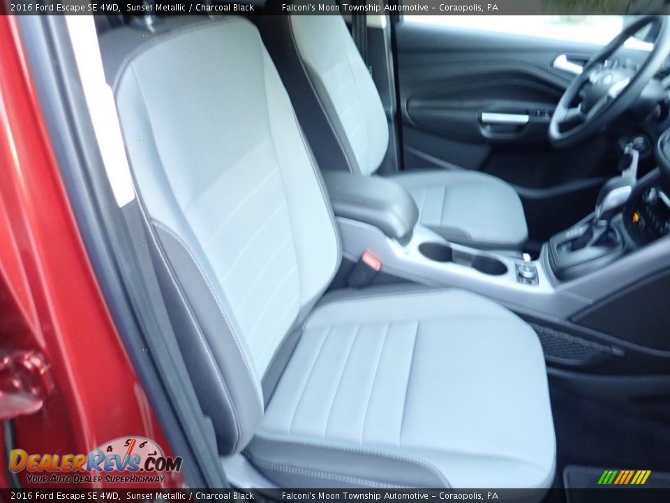 2016 Ford Escape SE 4WD Sunset Metallic / Charcoal Black Photo #11