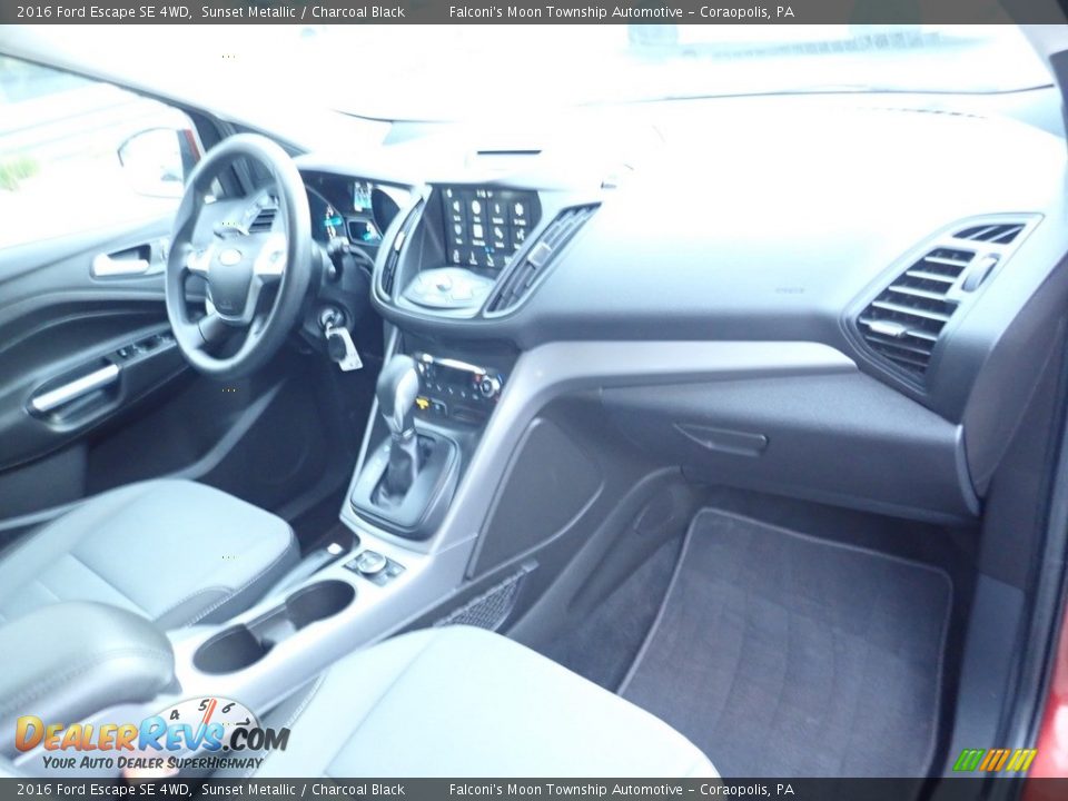 2016 Ford Escape SE 4WD Sunset Metallic / Charcoal Black Photo #12