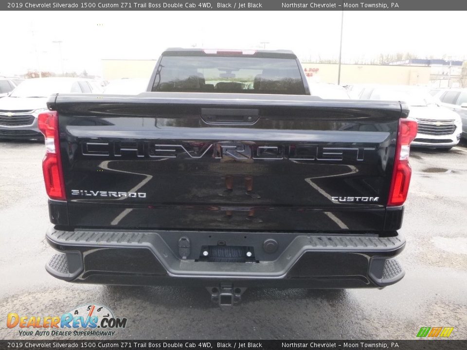 2019 Chevrolet Silverado 1500 Custom Z71 Trail Boss Double Cab 4WD Black / Jet Black Photo #4