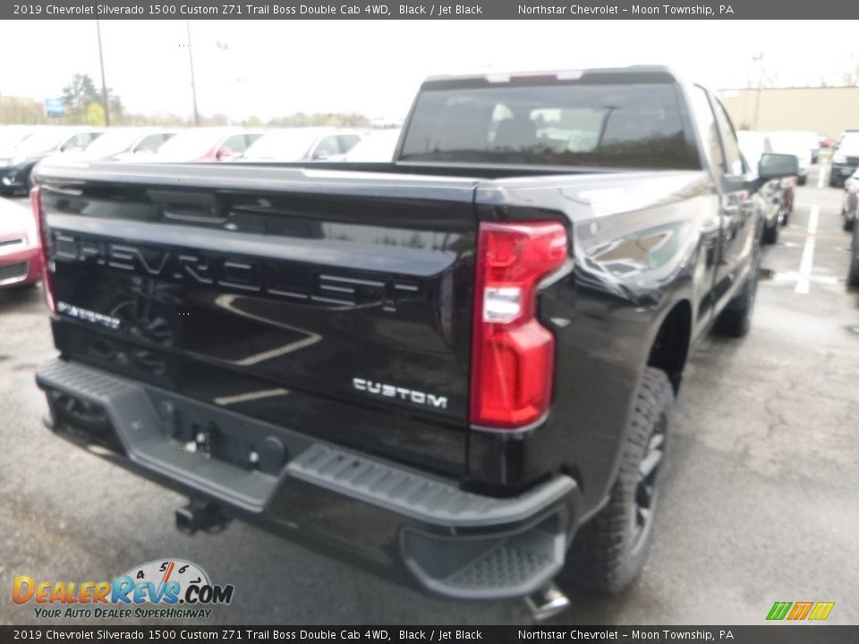 2019 Chevrolet Silverado 1500 Custom Z71 Trail Boss Double Cab 4WD Black / Jet Black Photo #5