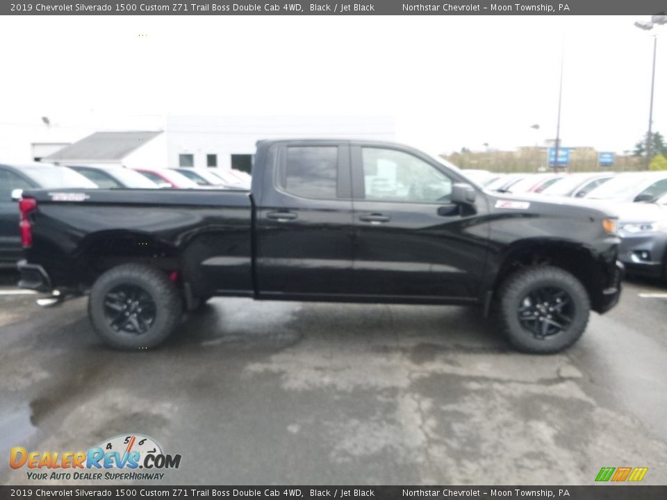 2019 Chevrolet Silverado 1500 Custom Z71 Trail Boss Double Cab 4WD Black / Jet Black Photo #6