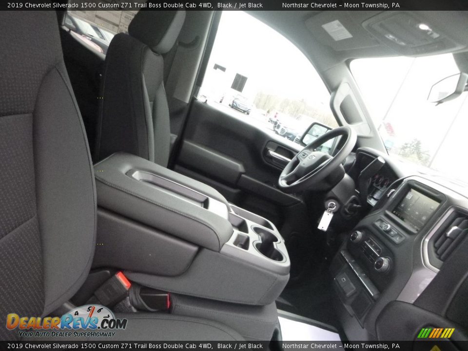 2019 Chevrolet Silverado 1500 Custom Z71 Trail Boss Double Cab 4WD Black / Jet Black Photo #10