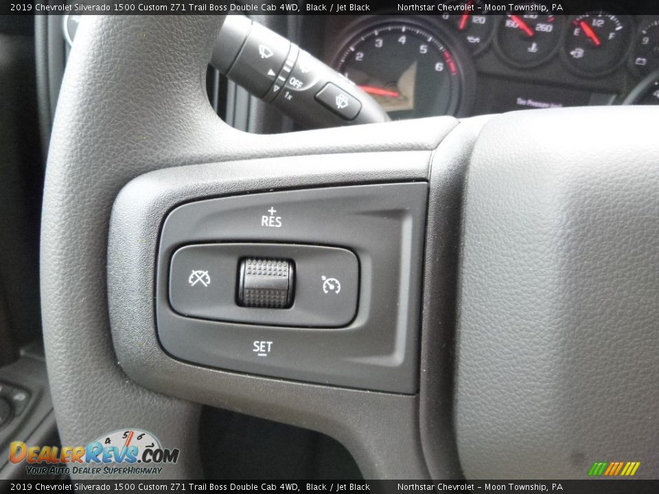 2019 Chevrolet Silverado 1500 Custom Z71 Trail Boss Double Cab 4WD Black / Jet Black Photo #18