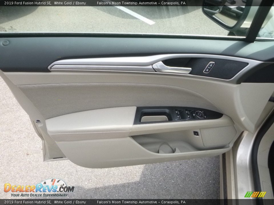 2019 Ford Fusion Hybrid SE White Gold / Ebony Photo #10