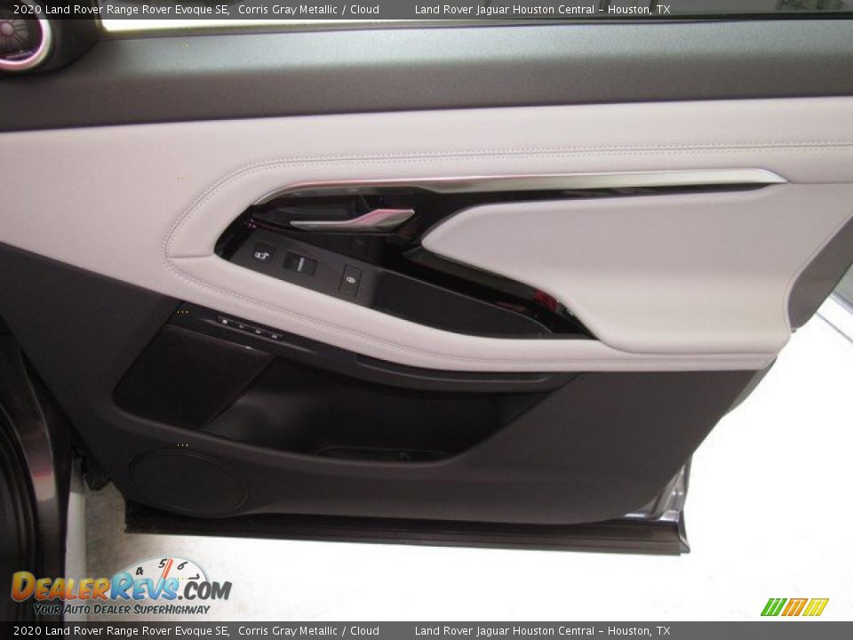 Door Panel of 2020 Land Rover Range Rover Evoque SE Photo #20