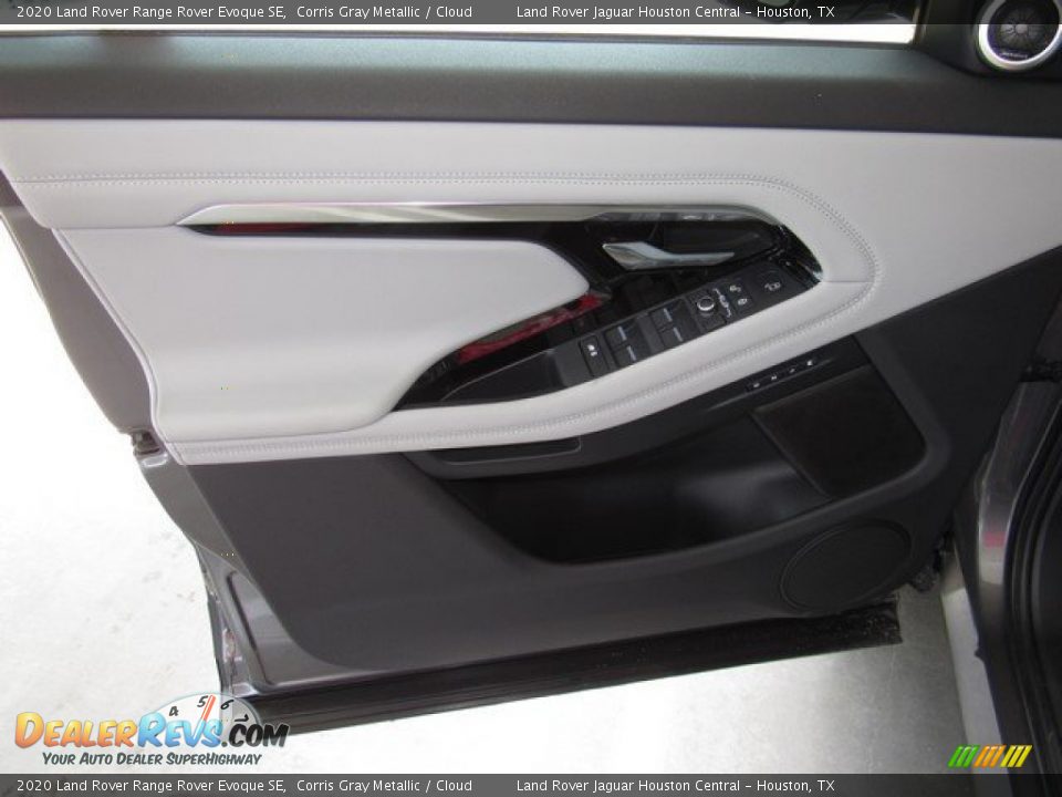 Door Panel of 2020 Land Rover Range Rover Evoque SE Photo #23