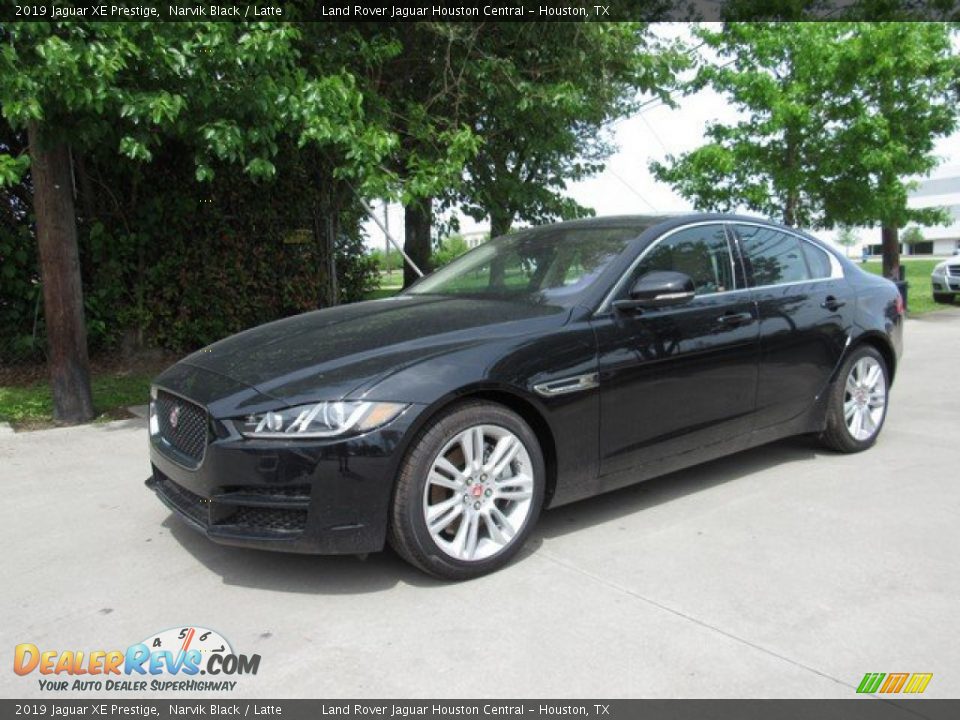 2019 Jaguar XE Prestige Narvik Black / Latte Photo #10