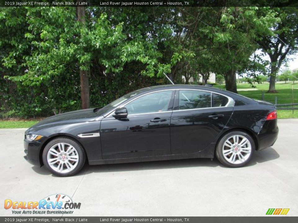 2019 Jaguar XE Prestige Narvik Black / Latte Photo #11