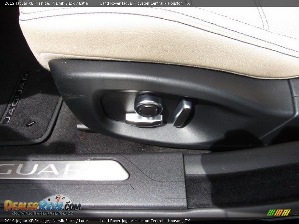 2019 Jaguar XE Prestige Narvik Black / Latte Photo #25