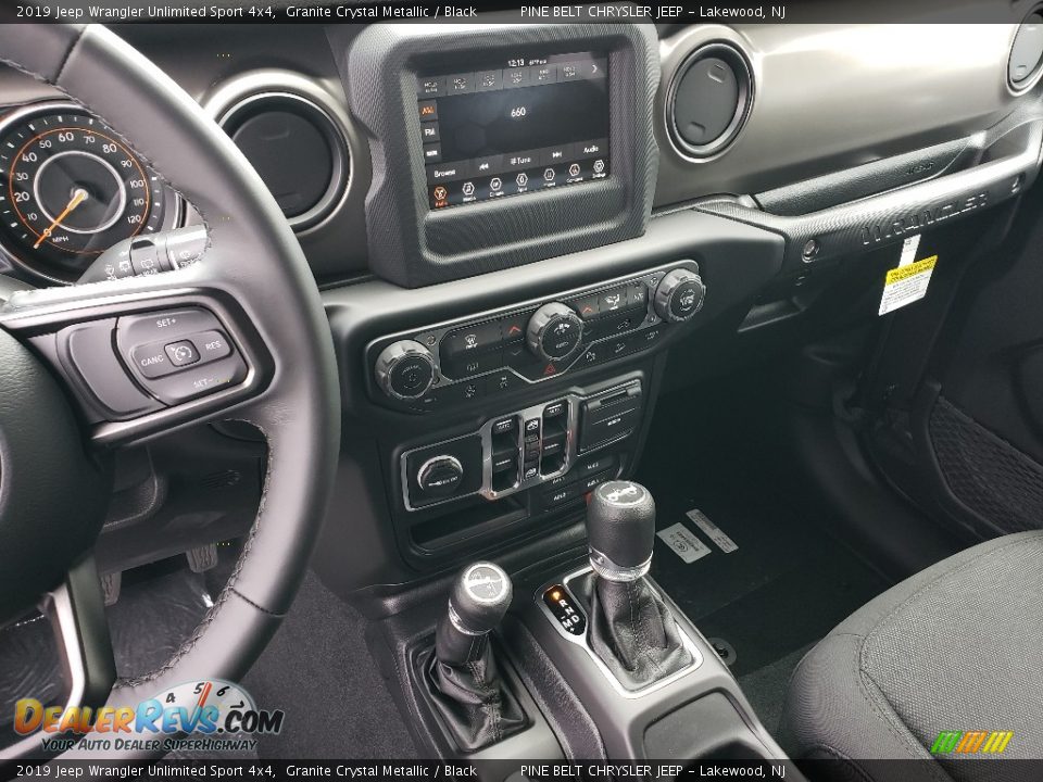 2019 Jeep Wrangler Unlimited Sport 4x4 Granite Crystal Metallic / Black Photo #10
