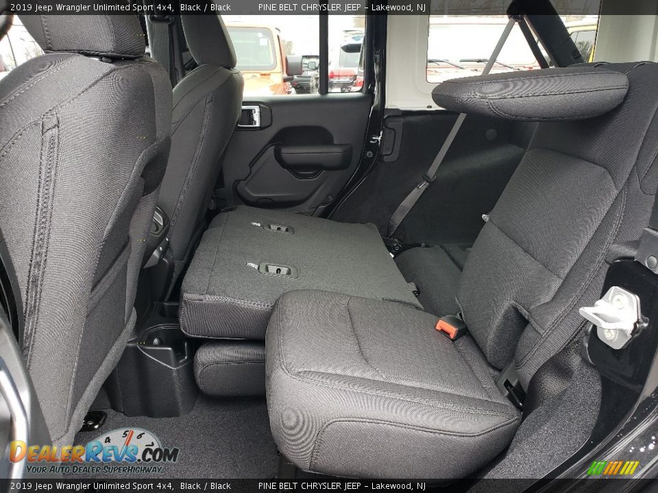 2019 Jeep Wrangler Unlimited Sport 4x4 Black / Black Photo #6