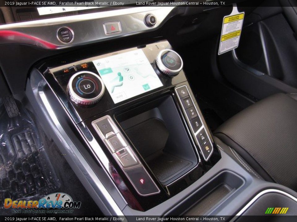 Controls of 2019 Jaguar I-PACE SE AWD Photo #35