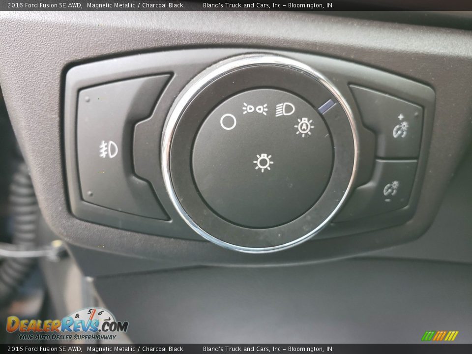 2016 Ford Fusion SE AWD Magnetic Metallic / Charcoal Black Photo #11