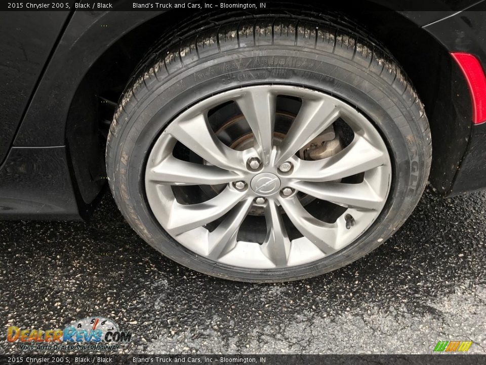 2015 Chrysler 200 S Black / Black Photo #31