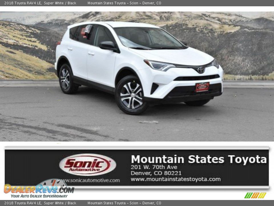 2018 Toyota RAV4 LE Super White / Black Photo #1