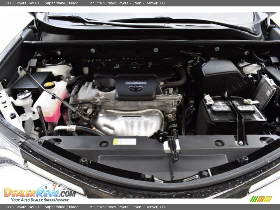 2018 Toyota RAV4 LE Super White / Black Photo #27