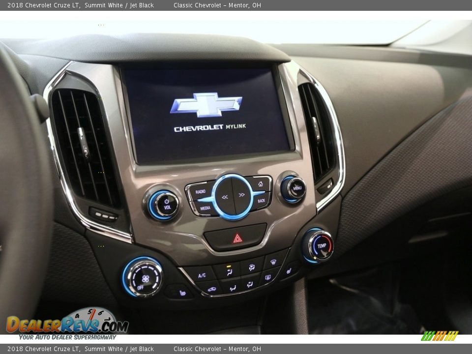 2018 Chevrolet Cruze LT Summit White / Jet Black Photo #9