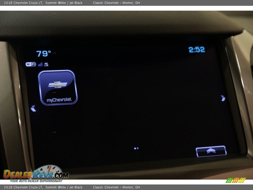 2018 Chevrolet Cruze LT Summit White / Jet Black Photo #11