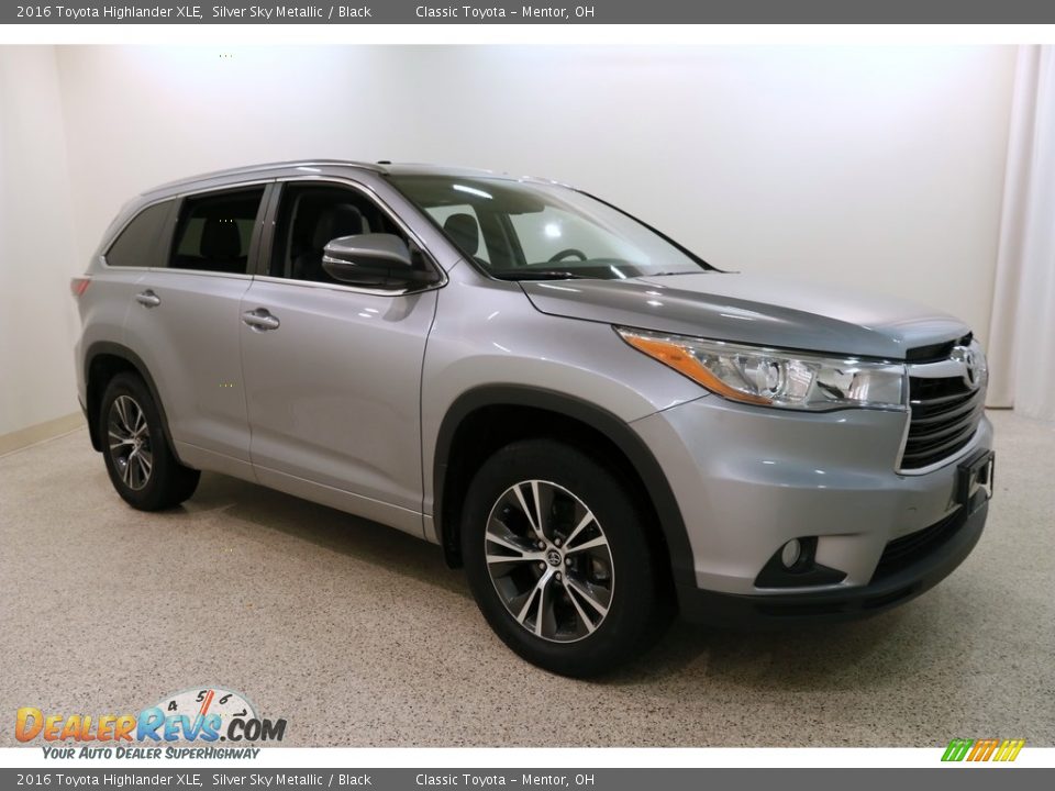 2016 Toyota Highlander XLE Silver Sky Metallic / Black Photo #1