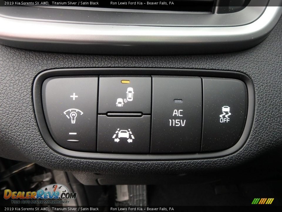 Controls of 2019 Kia Sorento SX AWD Photo #17