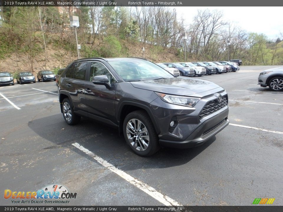 2019 Toyota RAV4 XLE AWD Magnetic Gray Metallic / Light Gray Photo #1