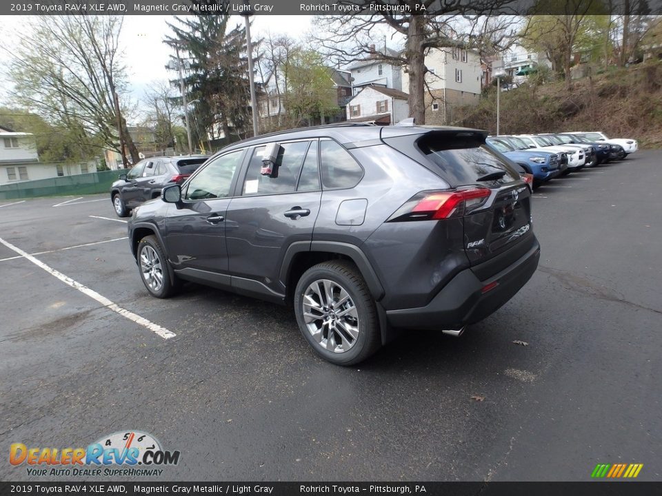 2019 Toyota RAV4 XLE AWD Magnetic Gray Metallic / Light Gray Photo #3