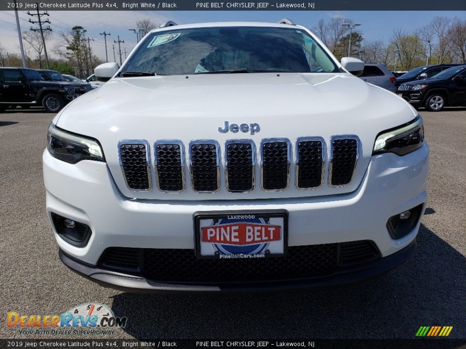 2019 Jeep Cherokee Latitude Plus 4x4 Bright White / Black Photo #2