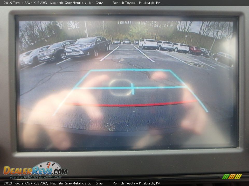 2019 Toyota RAV4 XLE AWD Magnetic Gray Metallic / Light Gray Photo #11