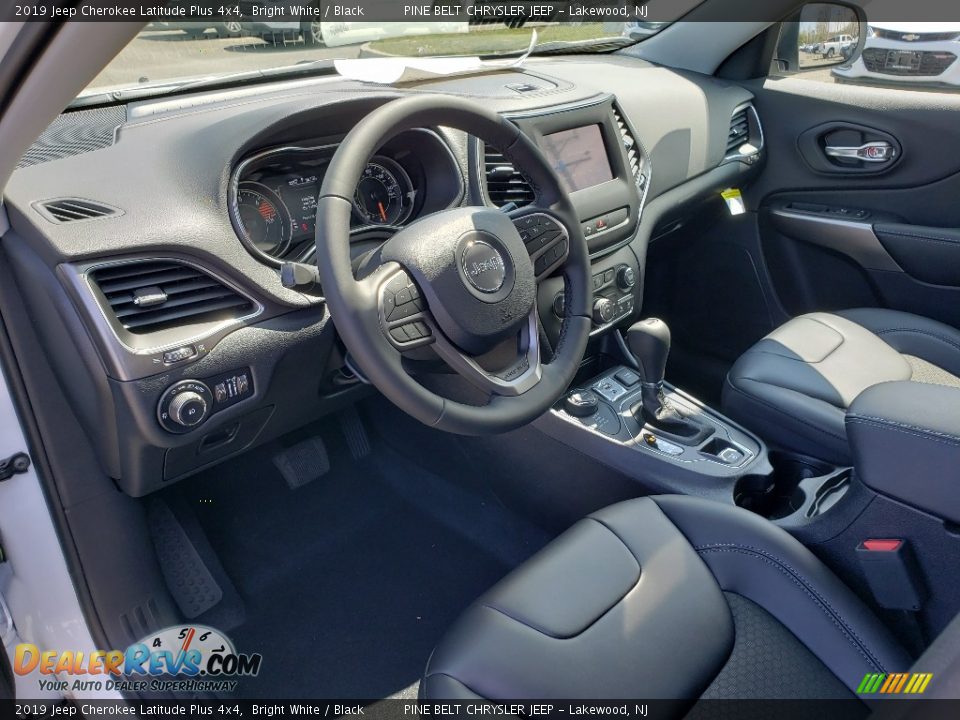 2019 Jeep Cherokee Latitude Plus 4x4 Bright White / Black Photo #7