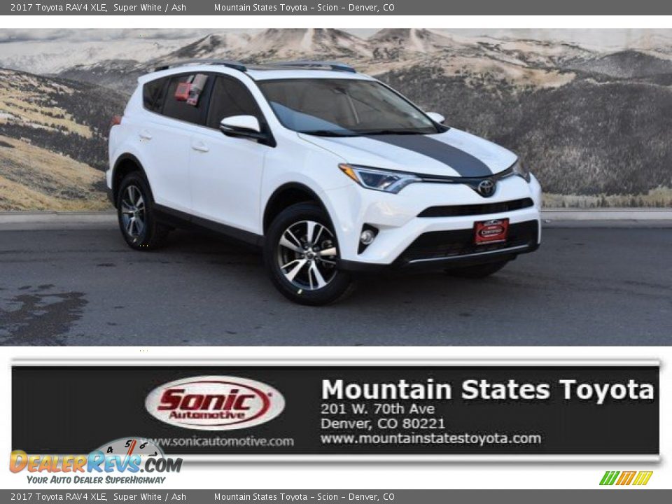 2017 Toyota RAV4 XLE Super White / Ash Photo #1