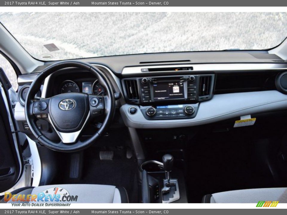 2017 Toyota RAV4 XLE Super White / Ash Photo #13