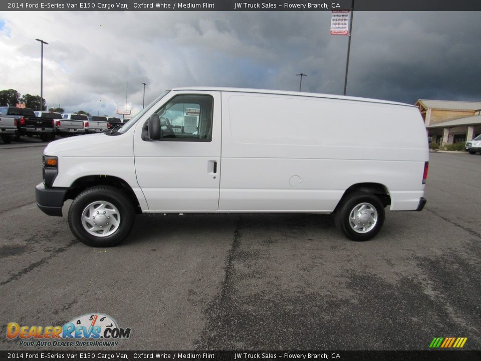 2014 Ford E-Series Van E150 Cargo Van Oxford White / Medium Flint Photo #2