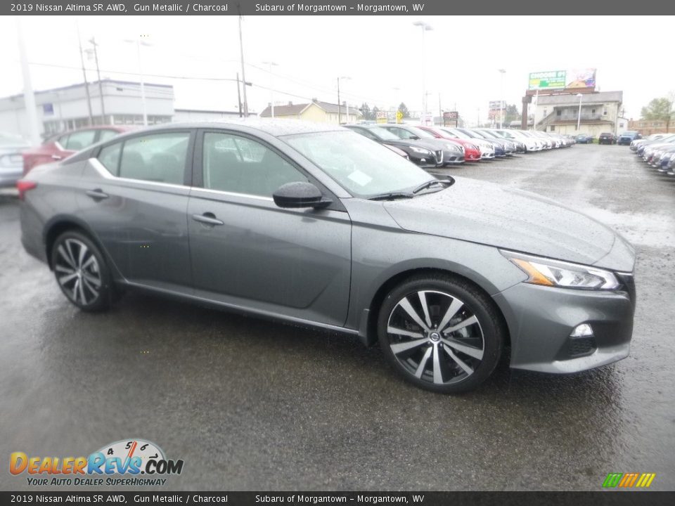 2019 Nissan Altima SR AWD Gun Metallic / Charcoal Photo #1