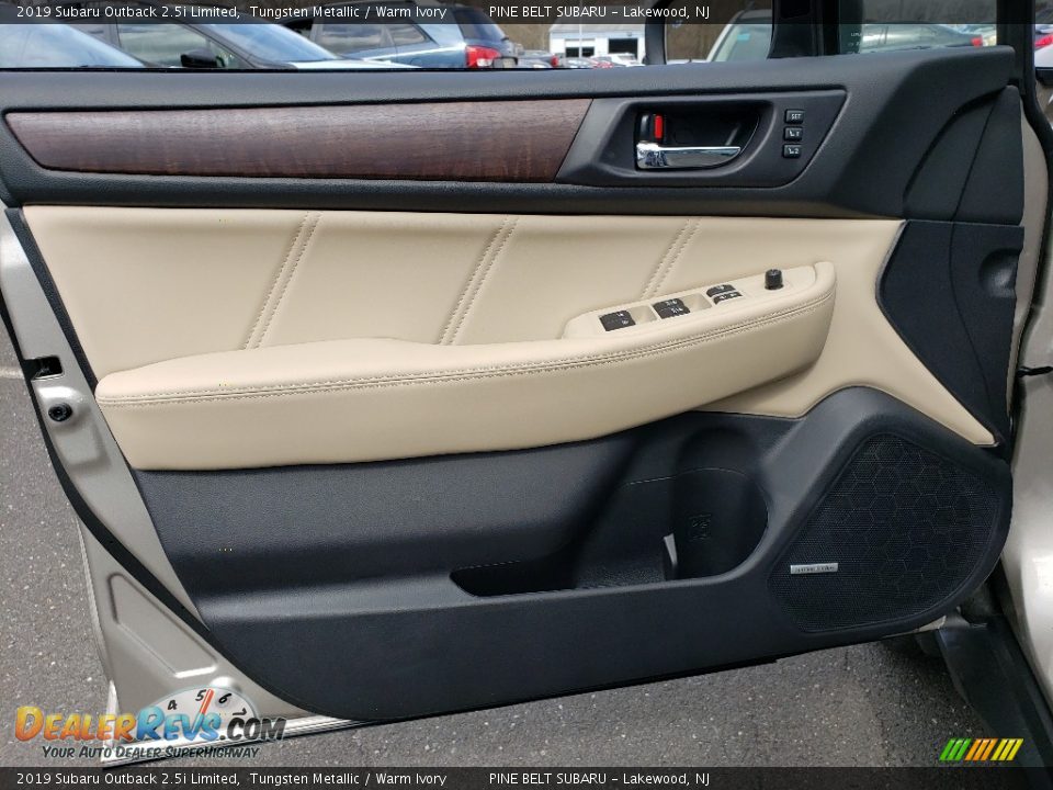 2019 Subaru Outback 2.5i Limited Tungsten Metallic / Warm Ivory Photo #7