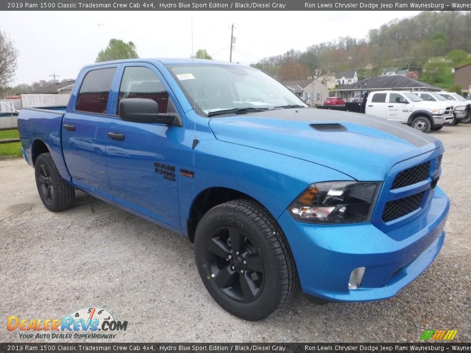 2019 Ram 1500 Classic Tradesman Crew Cab 4x4 Hydro Blue Sport Edition / Black/Diesel Gray Photo #7