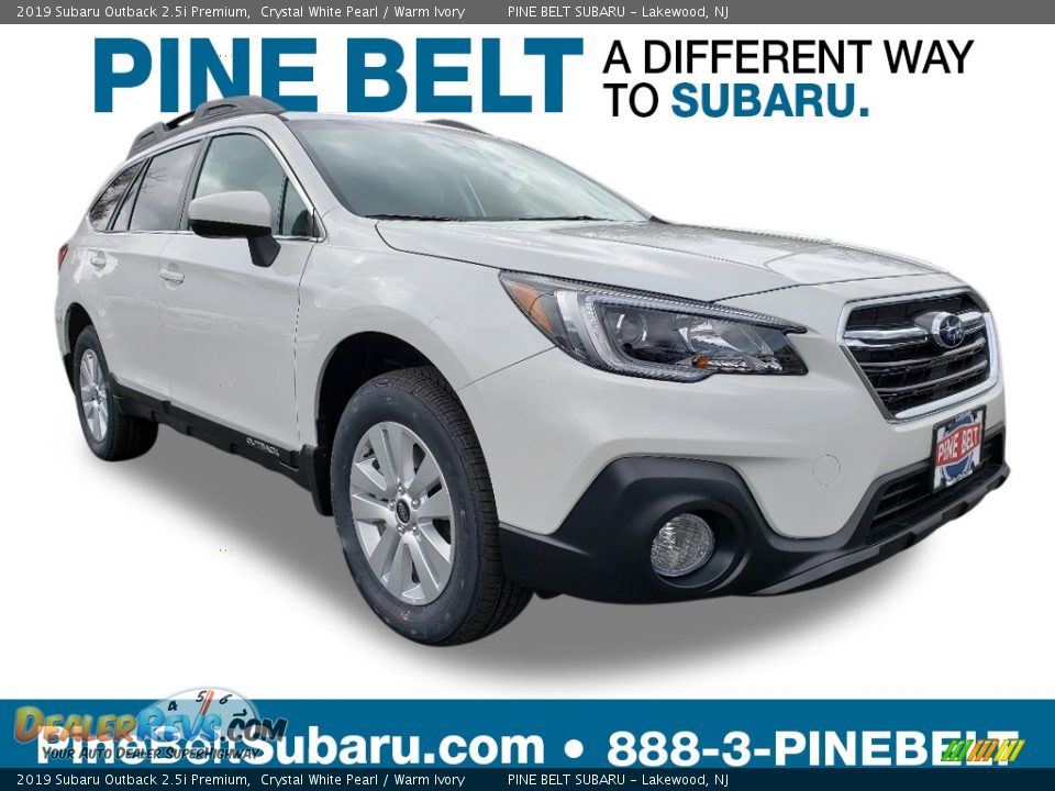 2019 Subaru Outback 2.5i Premium Crystal White Pearl / Warm Ivory Photo #1