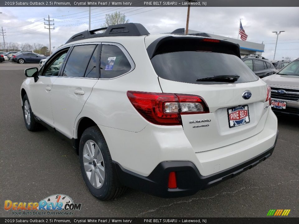 2019 Subaru Outback 2.5i Premium Crystal White Pearl / Warm Ivory Photo #4