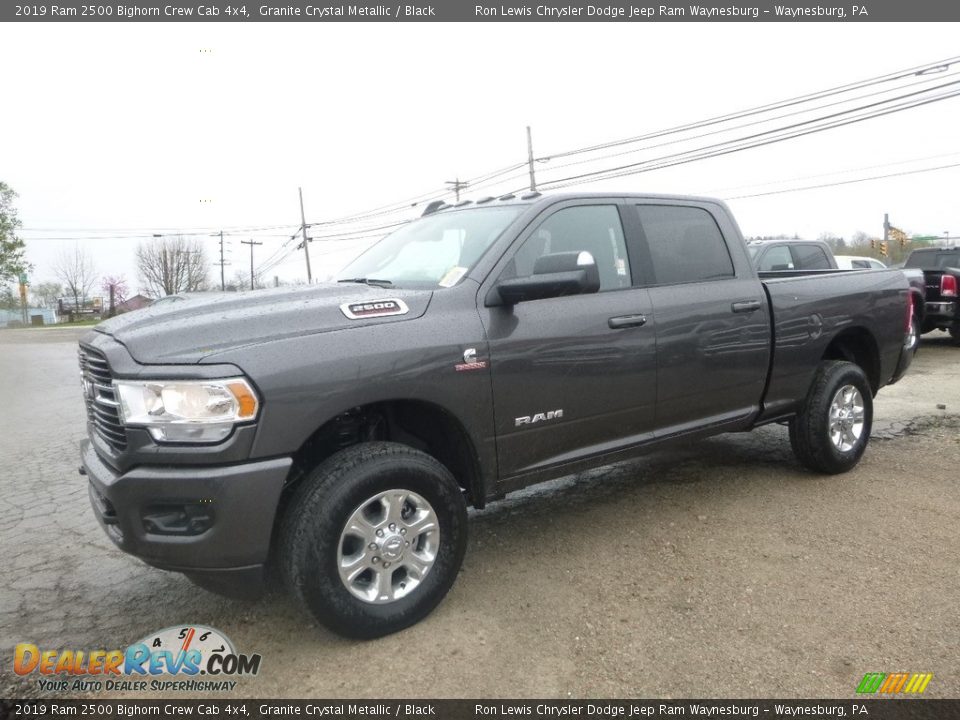 Front 3/4 View of 2019 Ram 2500 Bighorn Crew Cab 4x4 Photo #1