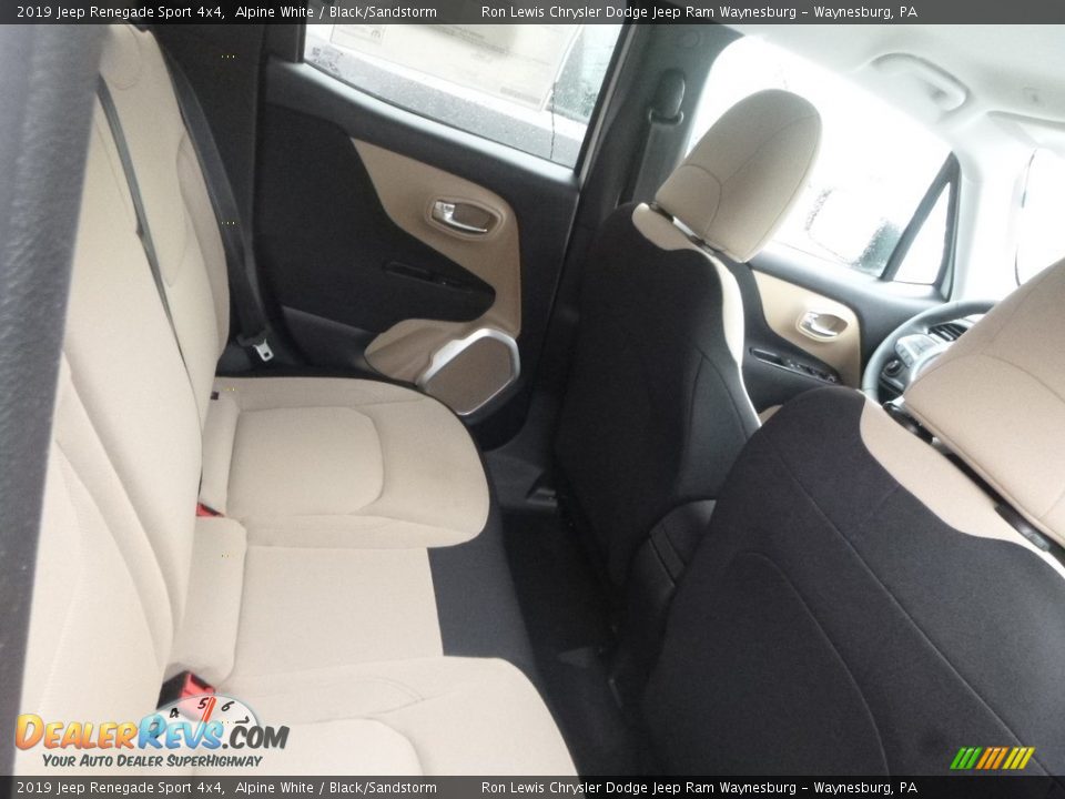 2019 Jeep Renegade Sport 4x4 Alpine White / Black/Sandstorm Photo #8