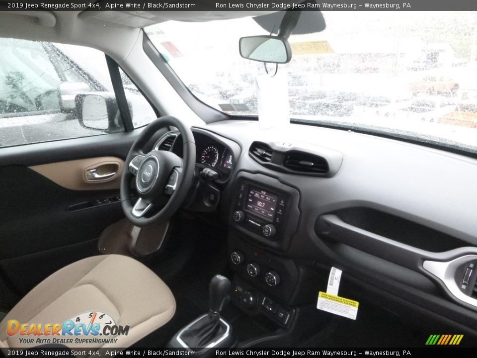 2019 Jeep Renegade Sport 4x4 Alpine White / Black/Sandstorm Photo #10