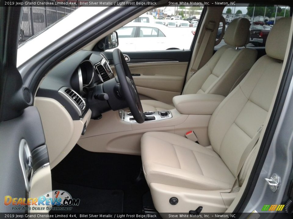 Front Seat of 2019 Jeep Grand Cherokee Limited 4x4 Photo #10