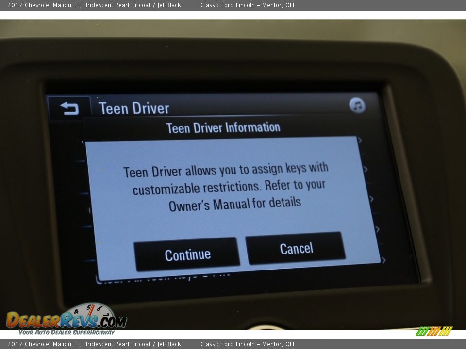 2017 Chevrolet Malibu LT Iridescent Pearl Tricoat / Jet Black Photo #14