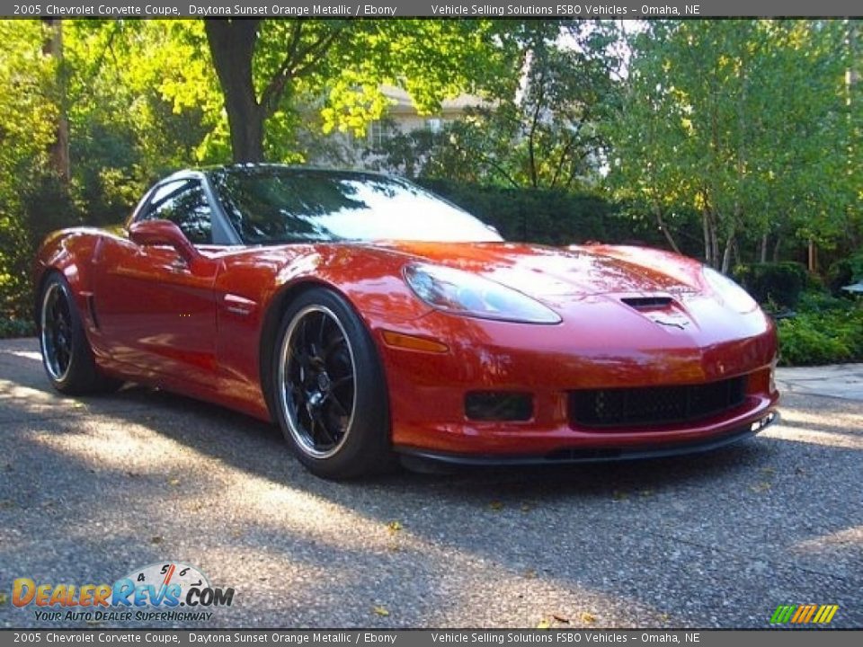 2005 Chevrolet Corvette Coupe Daytona Sunset Orange Metallic / Ebony Photo #1