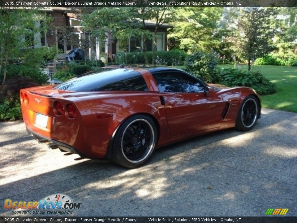 2005 Chevrolet Corvette Coupe Daytona Sunset Orange Metallic / Ebony Photo #8