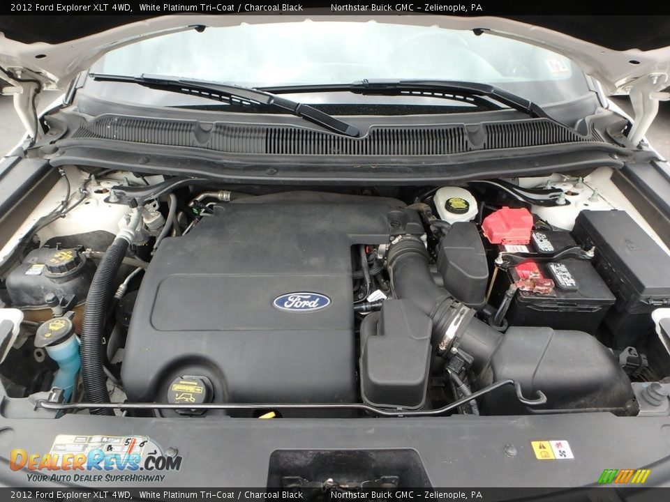2012 Ford Explorer XLT 4WD White Platinum Tri-Coat / Charcoal Black Photo #2
