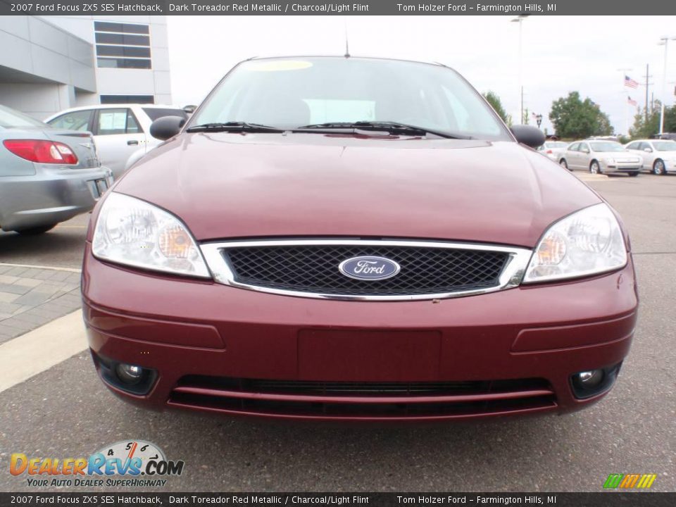 2007 Ford Focus ZX5 SES Hatchback Dark Toreador Red Metallic / Charcoal/Light Flint Photo #8