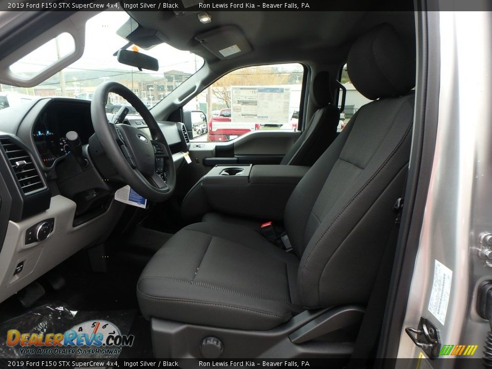 Front Seat of 2019 Ford F150 STX SuperCrew 4x4 Photo #10
